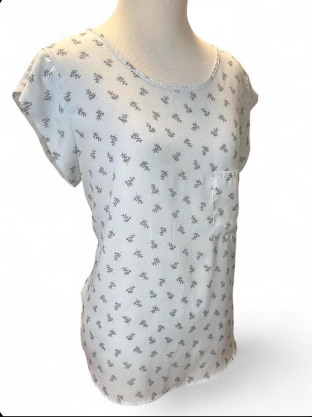 Alice Blue Light Blue Floral Cap Sleeve Blouse L